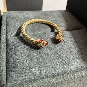 Renaissance Color Ring in 18K Yellow Gold with Rubies